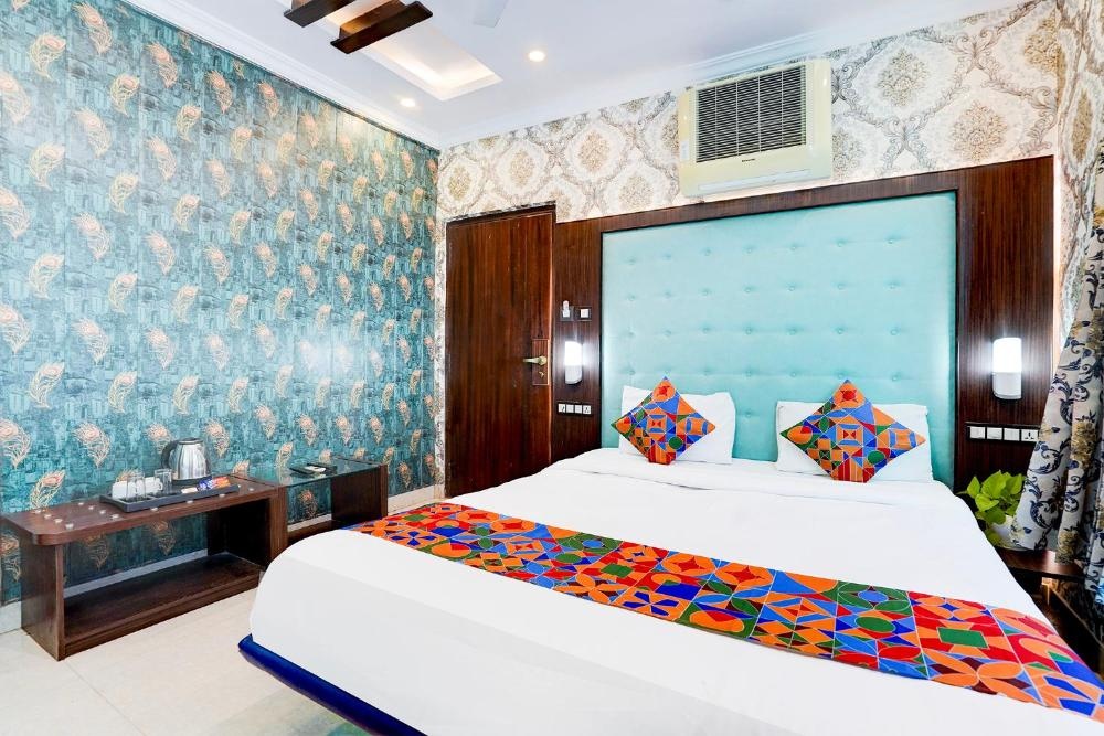 Room image 3